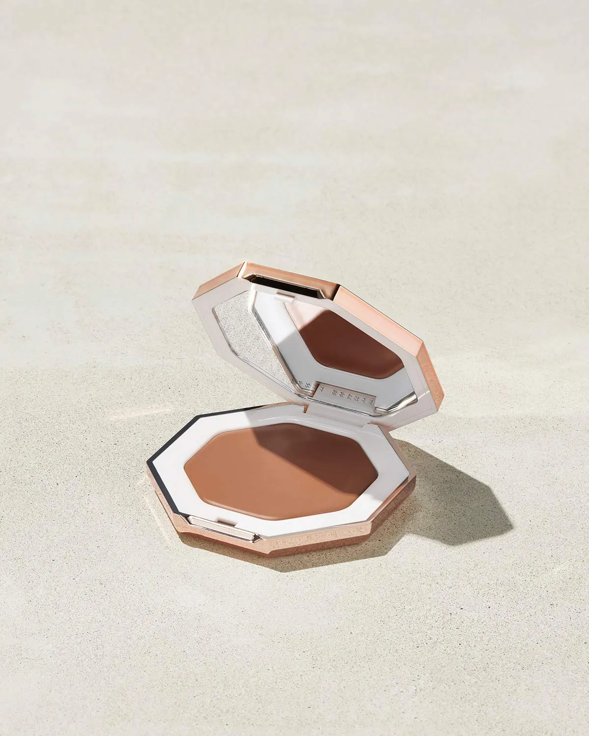 Cheeks Out Freestyle Cream Bronzer  Macchiato