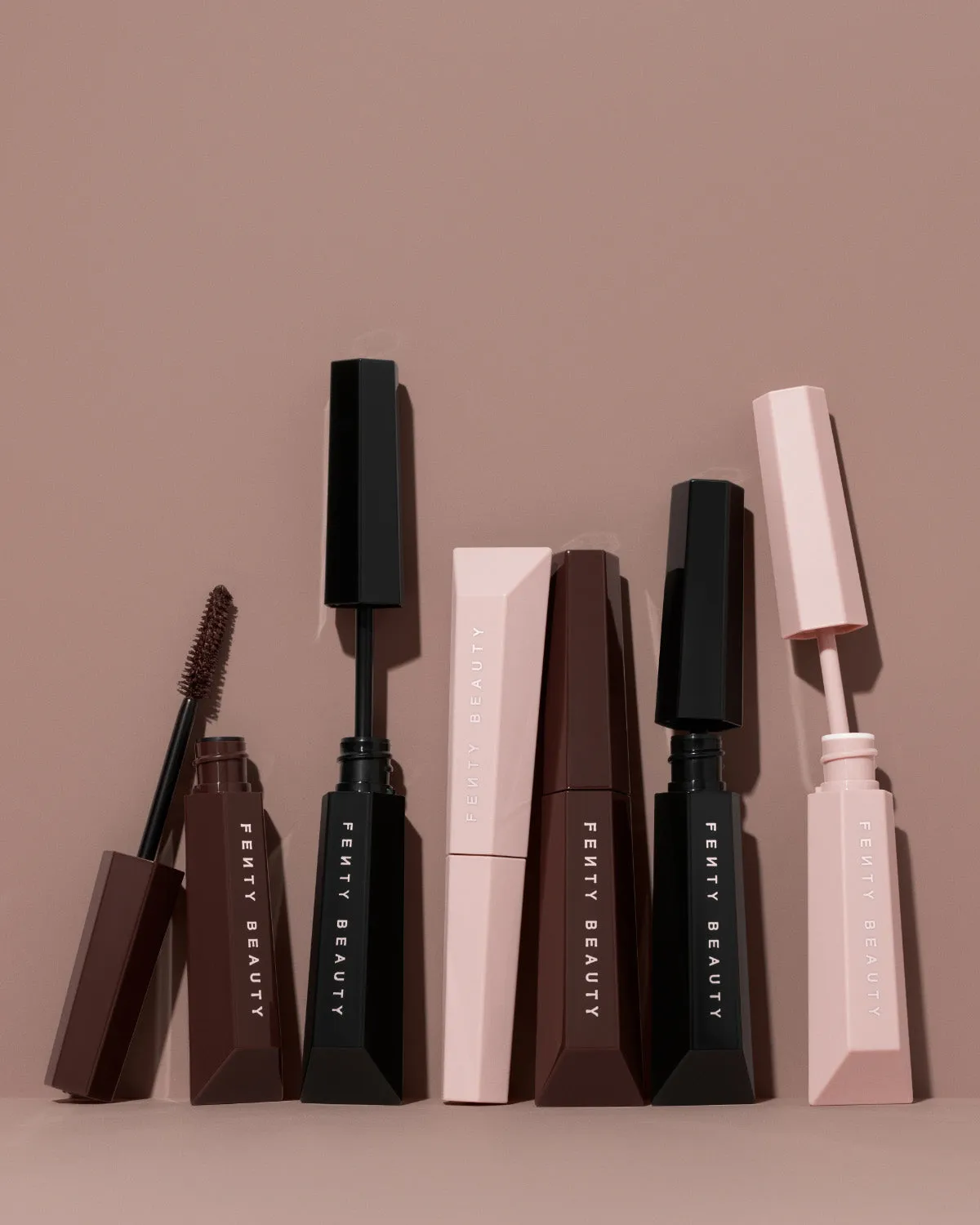 Hella Extra Mascara-Boosting Lash Primer